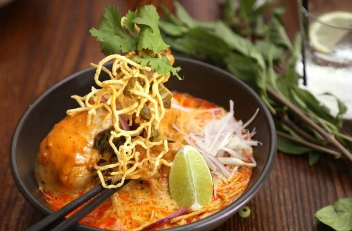 Eat Khao Soi