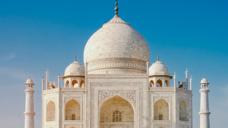 Taj Mahal Heritage places in india